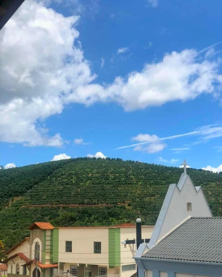 Estalagem E Restaurante Cantinho Bistro Caparao Velho Luaran gambar